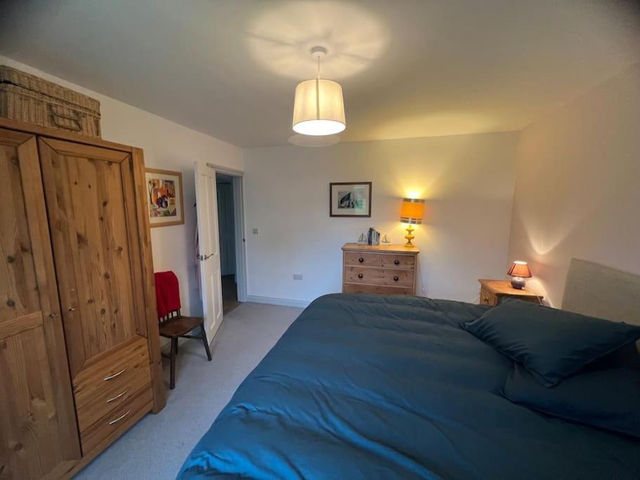 Self-Contained Ensuite Double Or Twin Bedroom In Pentir Bangor  Zewnętrze zdjęcie