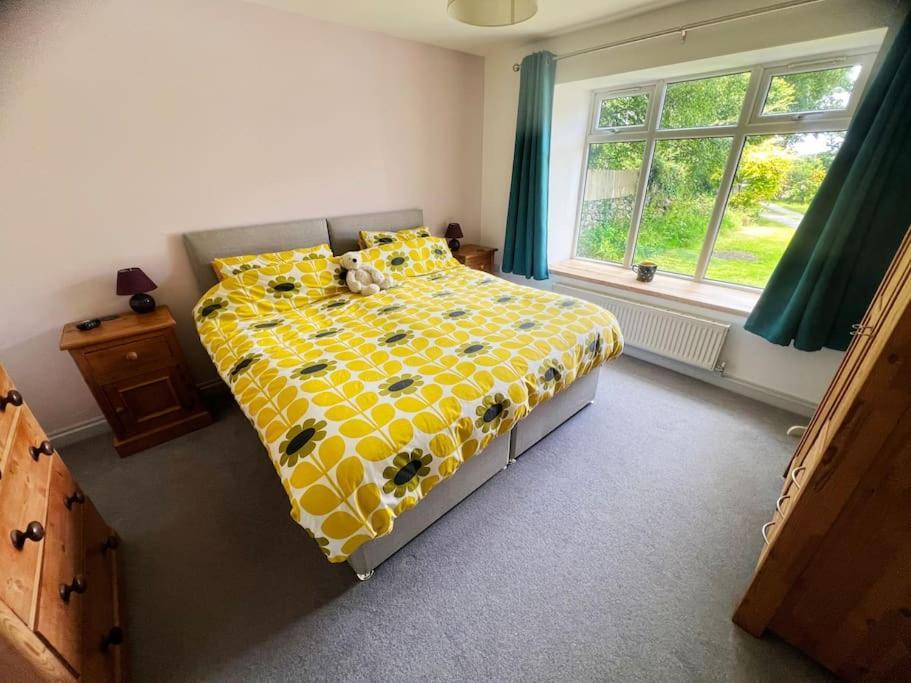Self-Contained Ensuite Double Or Twin Bedroom In Pentir Bangor  Zewnętrze zdjęcie